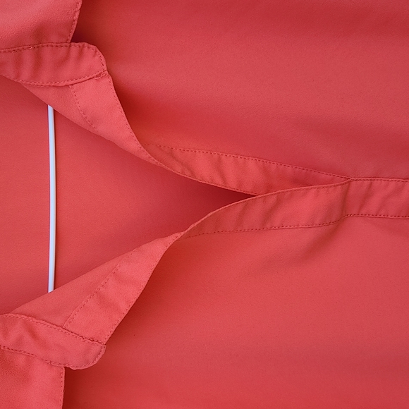 Joe Fresh Women's Sleeveless Blouse Color Coral Size M - Picture 3 of 4